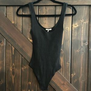 Black ribbed body suit (L)